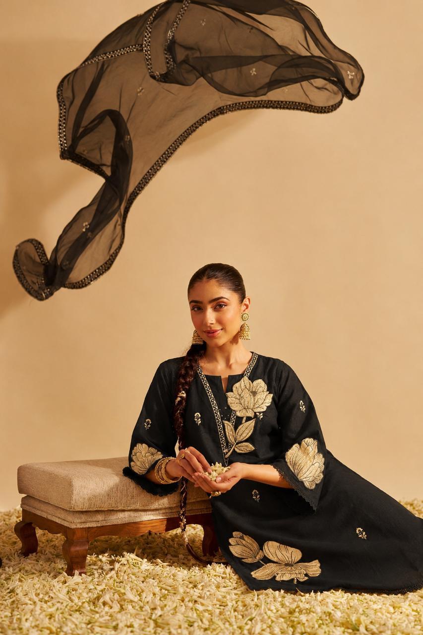 Midnight Bloom Kurta Set
