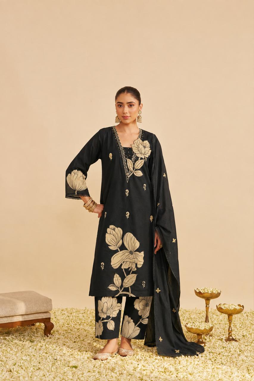Midnight Bloom Kurta Set