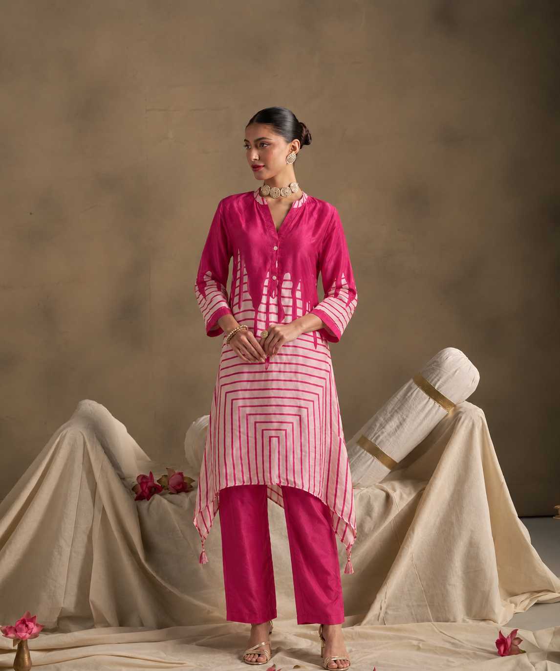 Elegant Pink Printed Kurta Set
